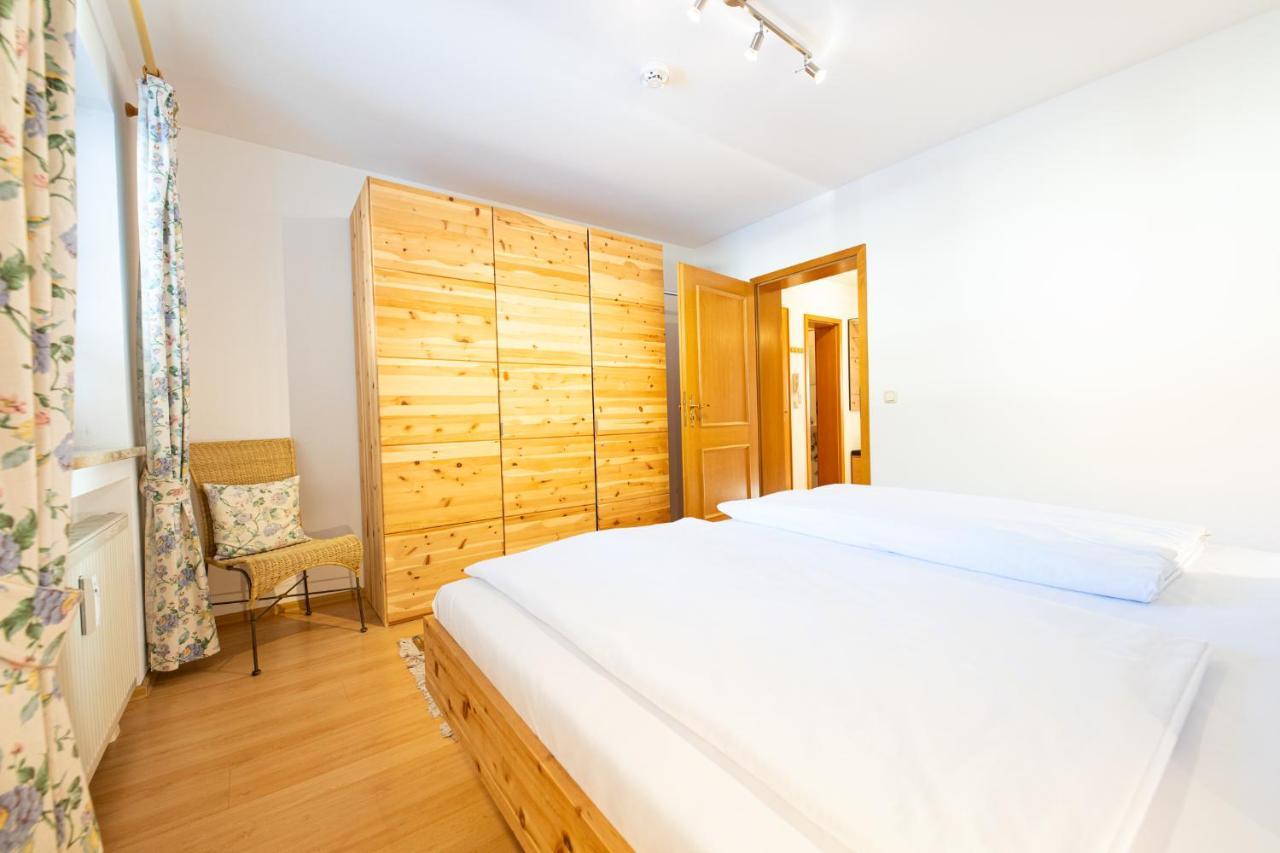 Bernadein Apartment การ์มิช-พาร์เทนเคียร์เชน ภายนอก รูปภาพ